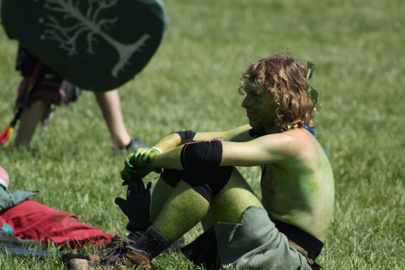 File:LeafSittin.jpg